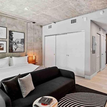 Pretty Rola 202 Modern Industrial Apt W King Bed Форт-Лодердейл Экстерьер фото