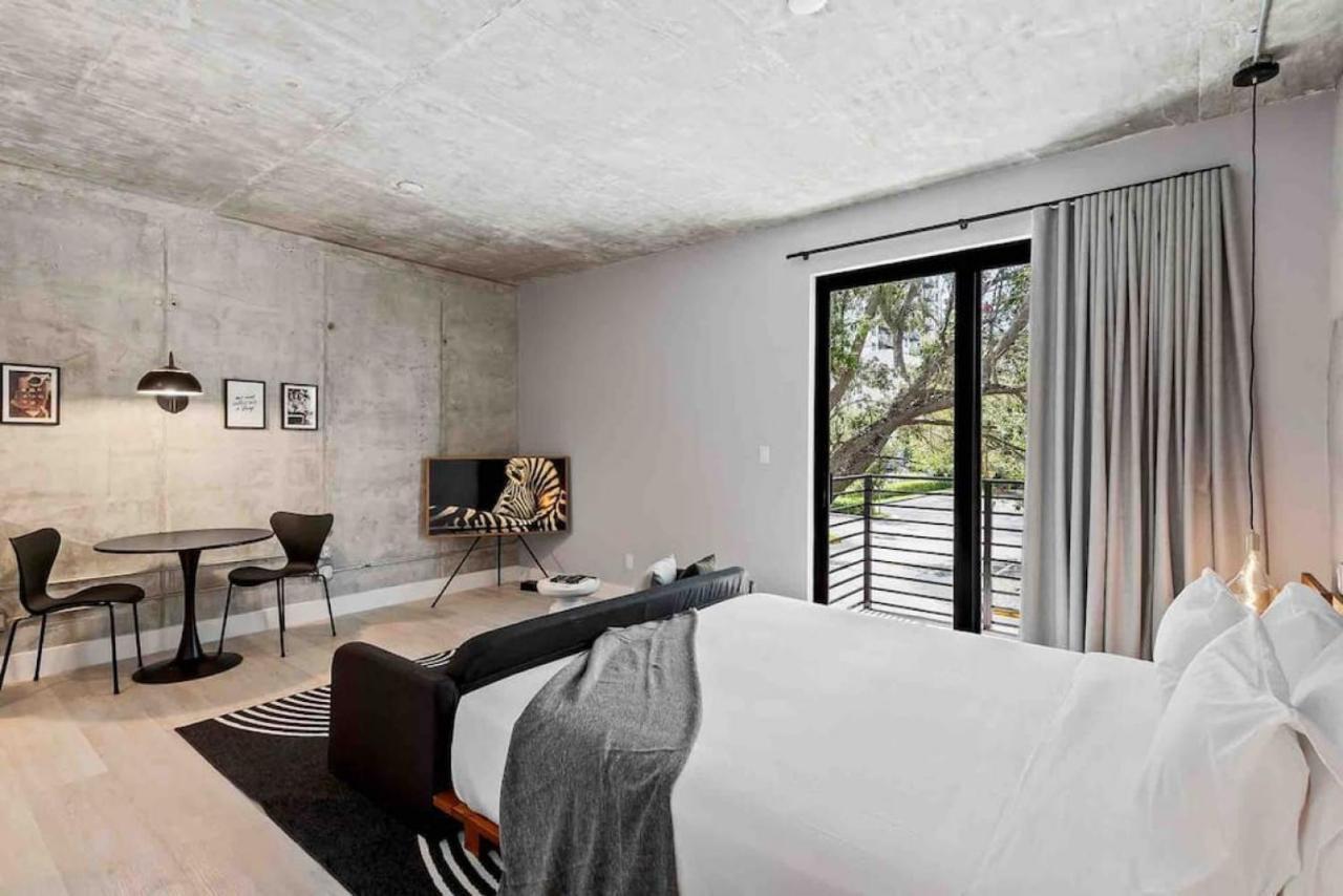 Pretty Rola 202 Modern Industrial Apt W King Bed Форт-Лодердейл Экстерьер фото